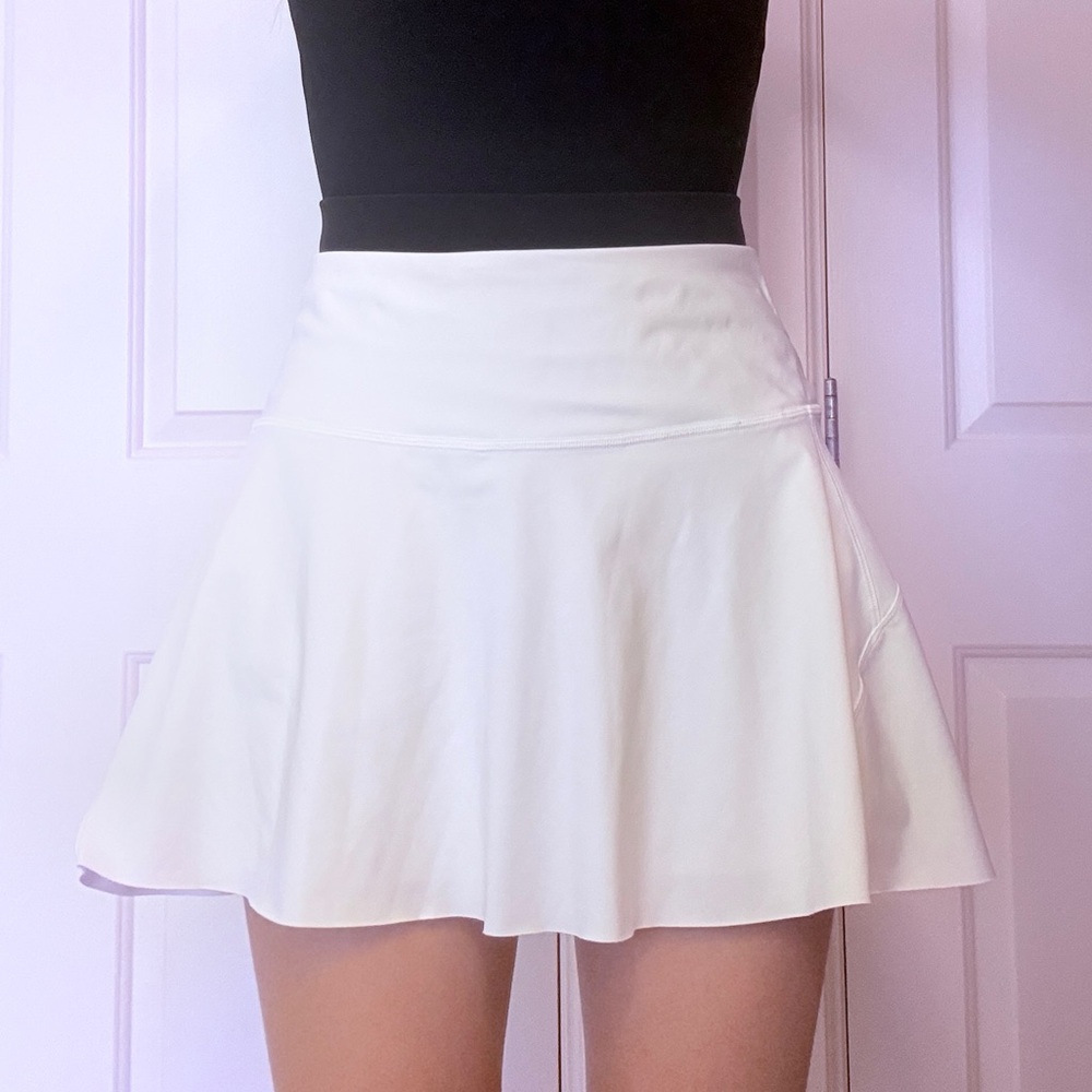 Athleta Women’s ACE TENNIS SKORT (unworn) / High Rise Skort / With Shorts Pocket